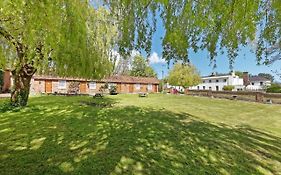Beachborough Park
